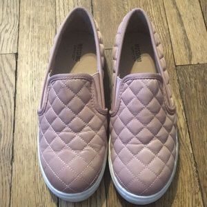 Women’s Mossimo Slip On Quilted Shoes/Flats